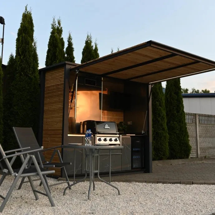 Customized One-Stop Outdoor BBQ Kitchen with Refrigerator Sink Storage Cabinet and Retractable Door House