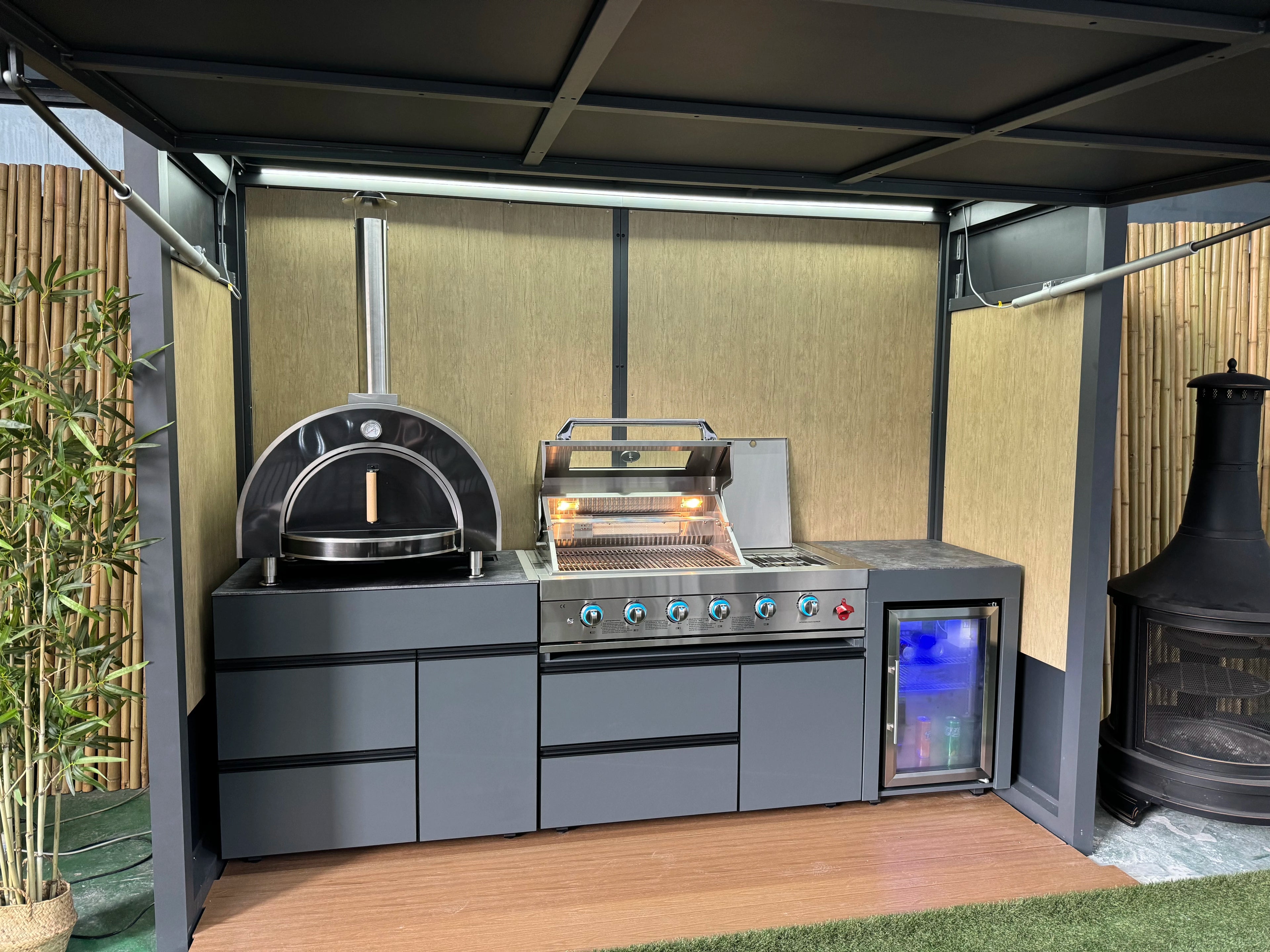 Factory Direct Modular Home Garden Backyard BBQ Setup with Lockable Door-Ideal Outdoor Event Gear