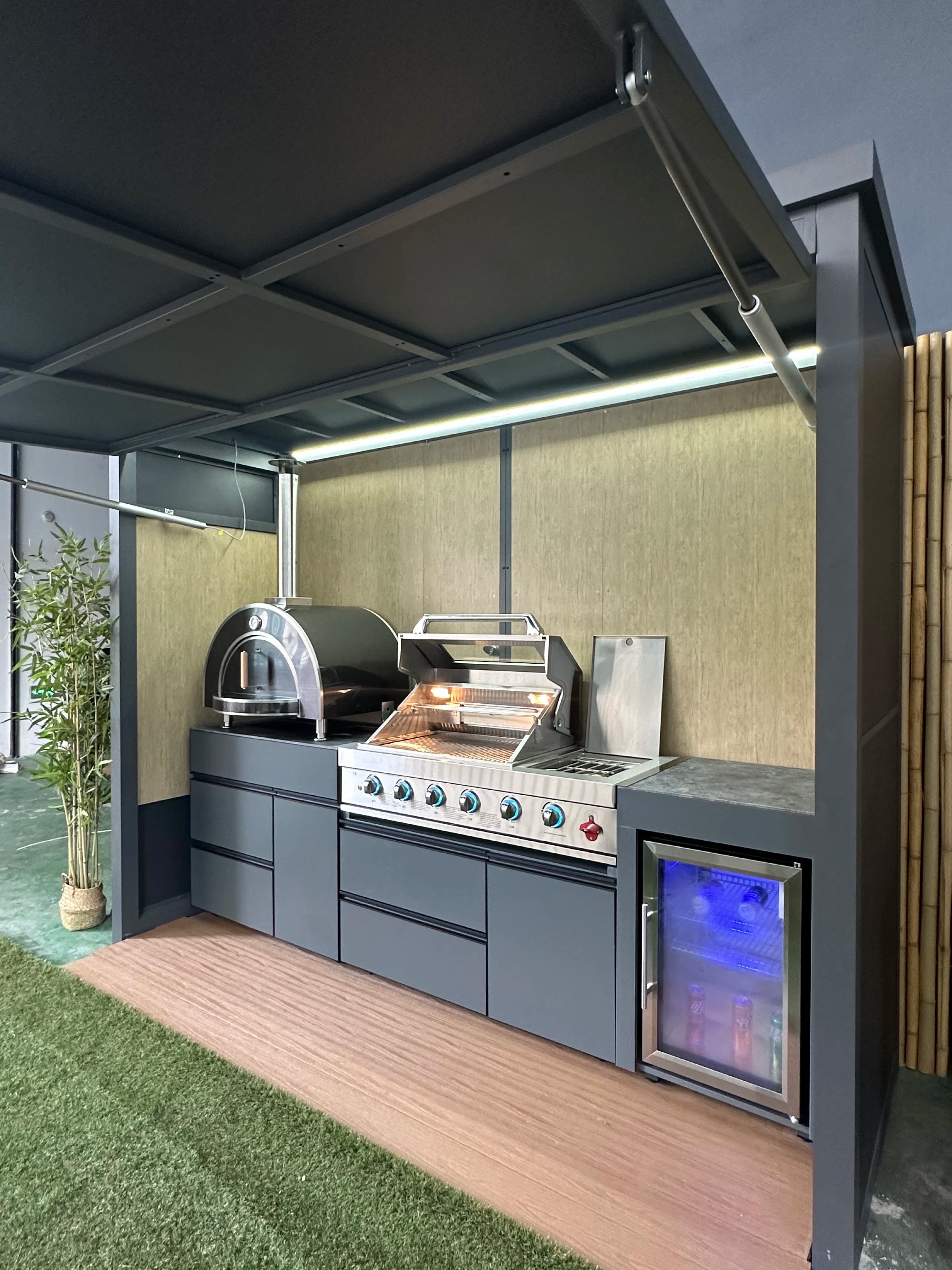 Customizable Outdoor Prebuilt Pod Backyard BBQ System with Closable Door Top Outdoor Gathering Equipment